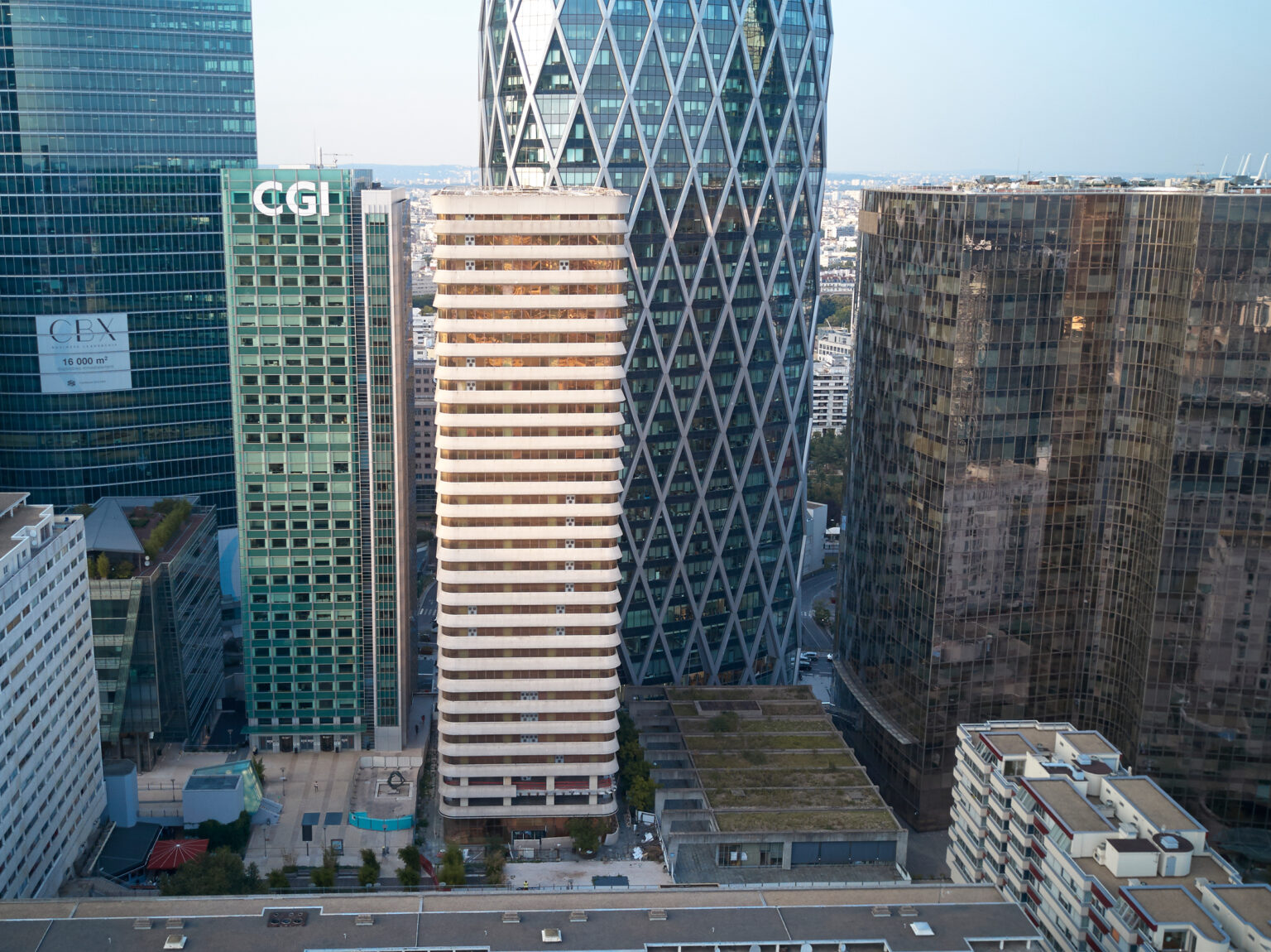 tour-aurore-courbevoie-la-d-fense